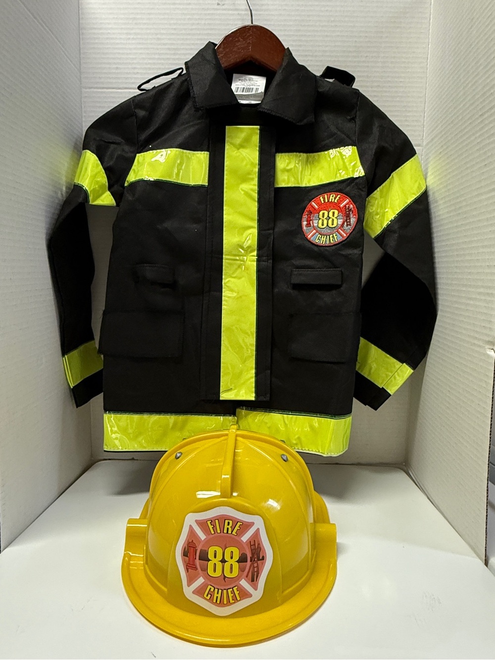 Kids Firefighter Costume Size 4-6 Jacket Helmet Reflective Fireman Halloween